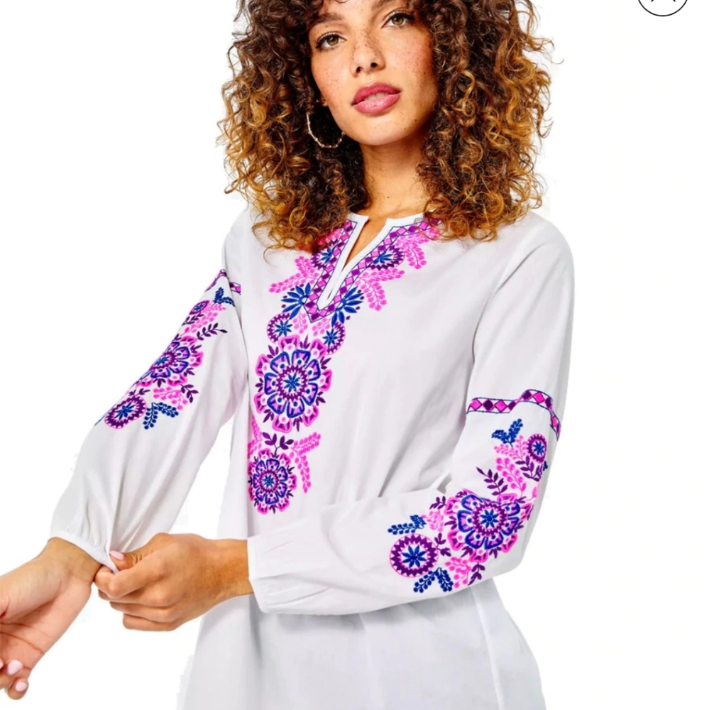 NWT Coretta Tunic Top